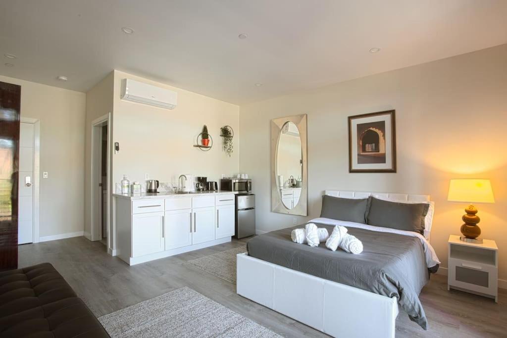 Awesome Balboa And Downtown View With Cozy Patio Appartement San Diego Buitenkant foto